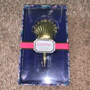 NIB Lilly Pulitzer Wine Stopper Scale Up